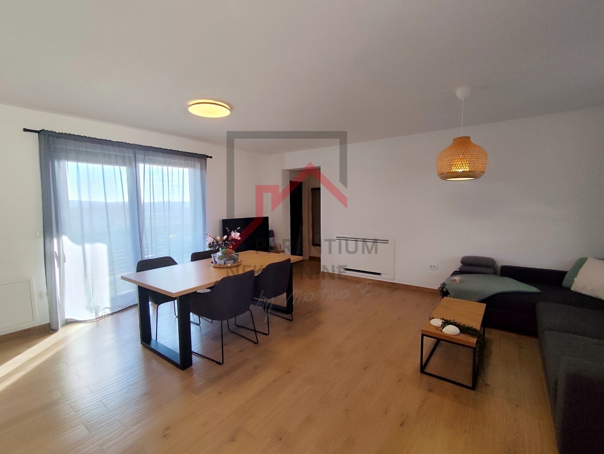 Istra, Poreč - Moderno stanovanje v mirni vasi, idealno za bivanje in investicijo