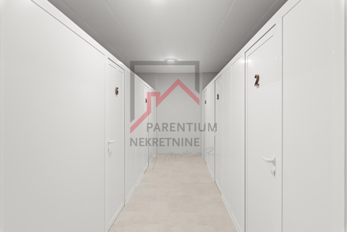 Istra, Novigrad - Istra, Novigrad - Moderna novogradnja z vrtom, teraso in pogledom na morje