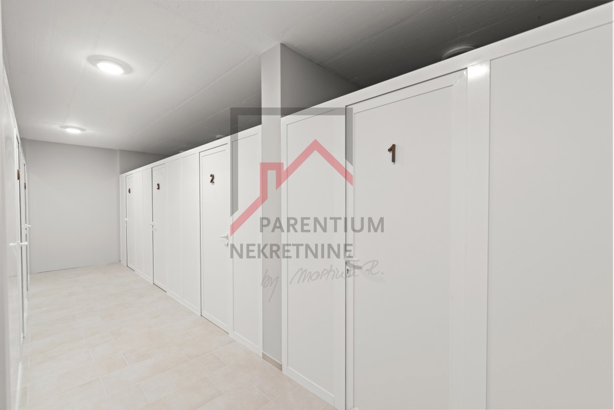 Istra, Novigrad - Istra, Novigrad - Moderna novogradnja z vrtom, teraso in pogledom na morje