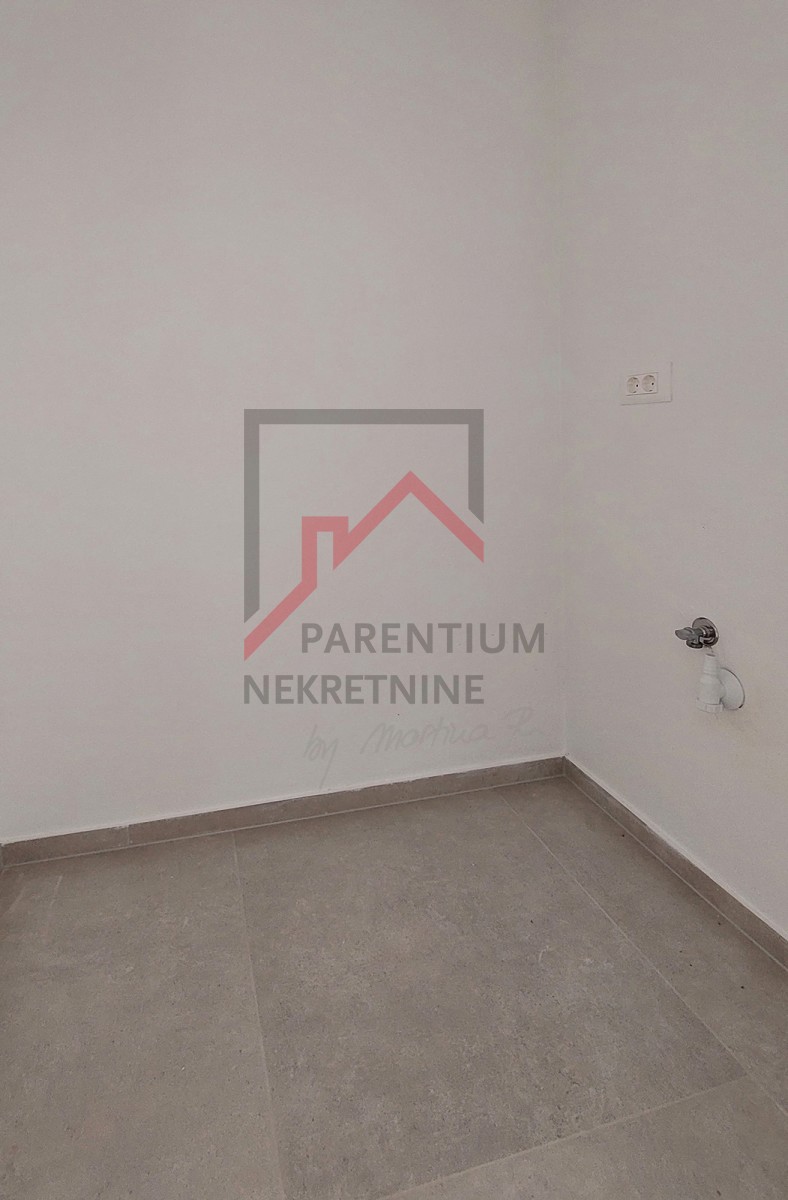 Stanovanje 72m2, novogradnja, dve spalnici, območje Poreča