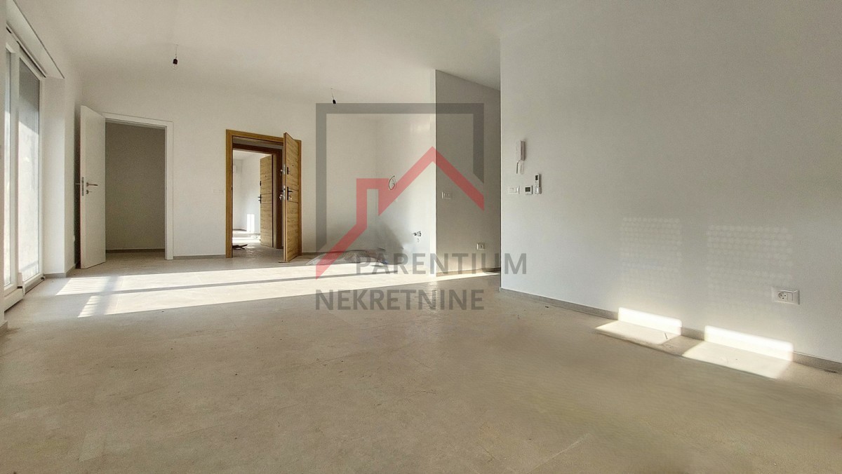 Stanovanje 72m2, novogradnja, dve spalnici, območje Poreča