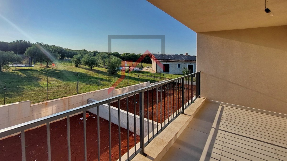 Stanovanje 72m2, novogradnja, dve spalnici, območje Poreča