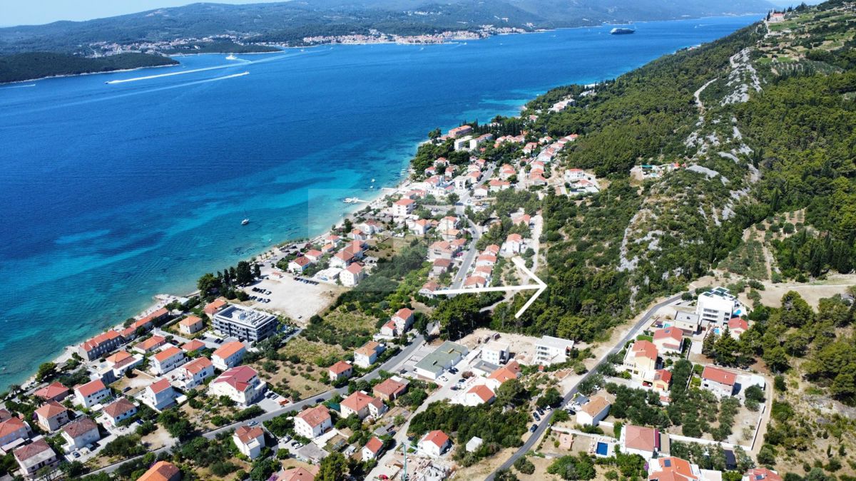 Parcela s čudovitim razgledom na morje (primerna za gradnjo vil, hiš, dvojčkov…). Atraktivna lokacija!