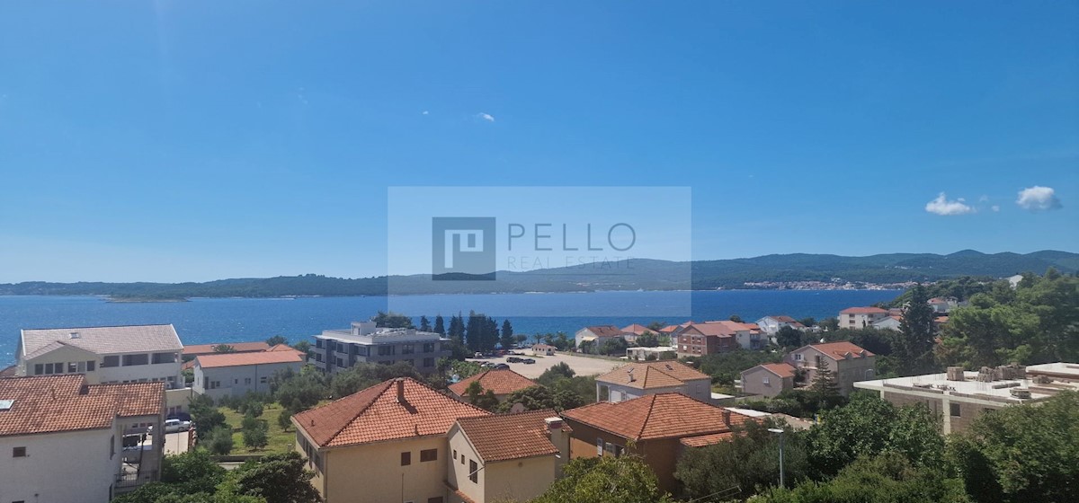 Hiša s čudovitim pogledom na morje in Korčulo...