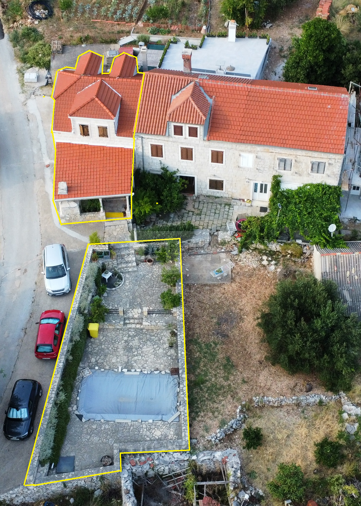 Kamnita hiša z bazenom in čudovitim razgledom na morje v Viganju