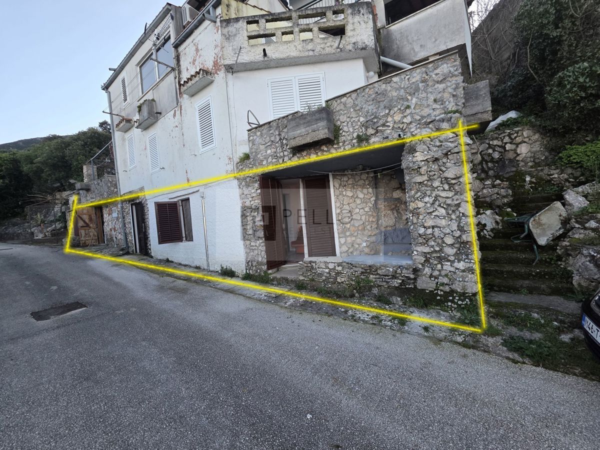 Ekskluzivno – Garsonjera v prvi vrsti ob morju (28 m²), Uvala Crkvice (Pelješac)