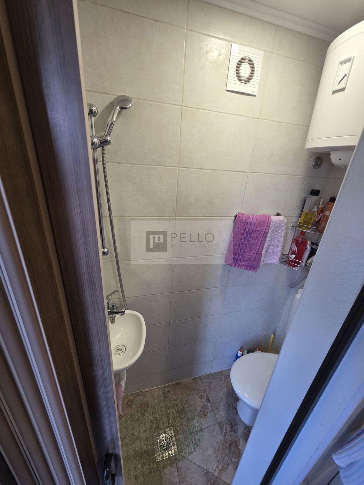 Ekskluzivno – Garsonjera v prvi vrsti ob morju (28 m²), Uvala Crkvice (Pelješac)