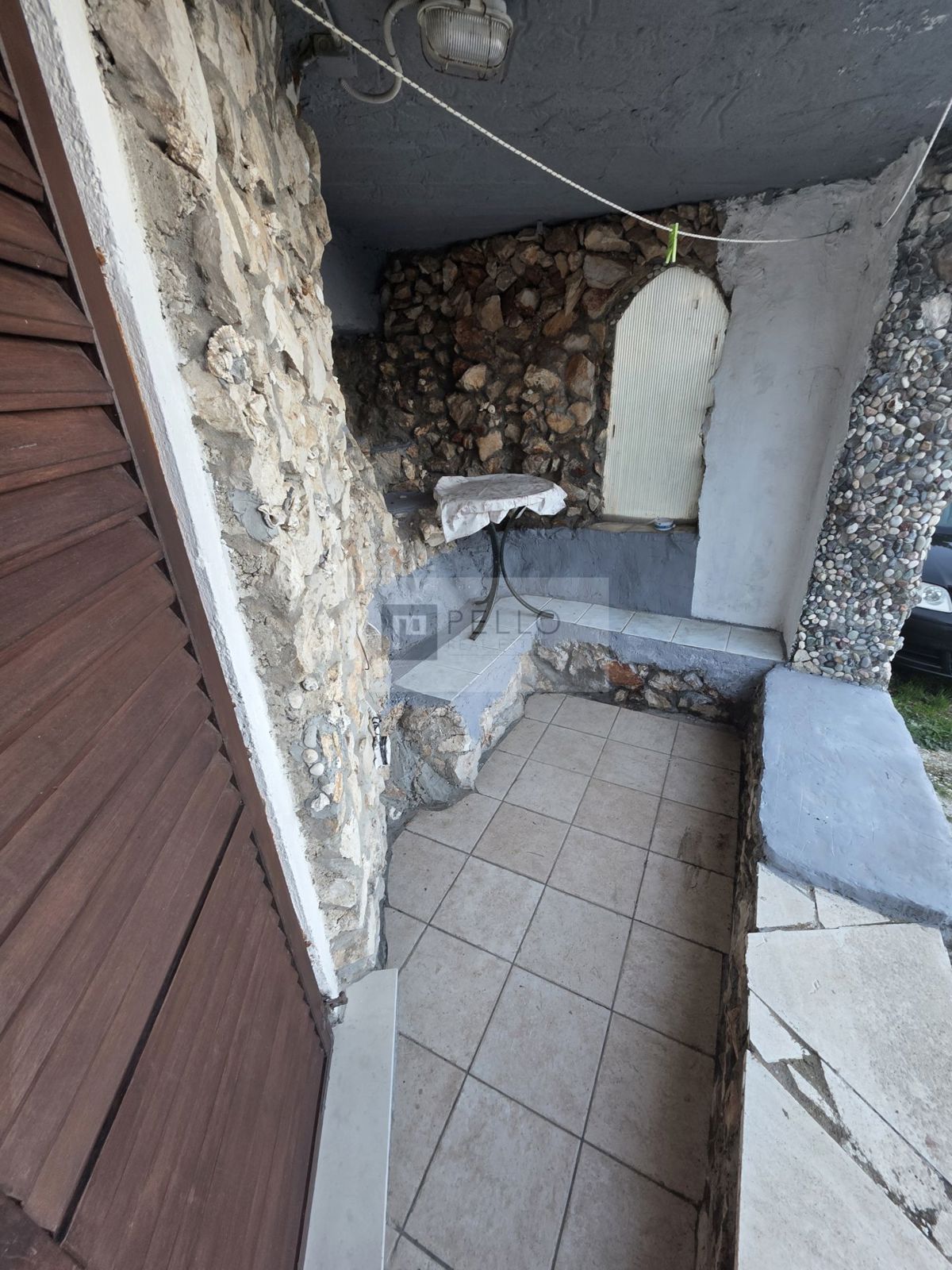 Ekskluzivno – Garsonjera v prvi vrsti ob morju (28 m²), Uvala Crkvice (Pelješac)