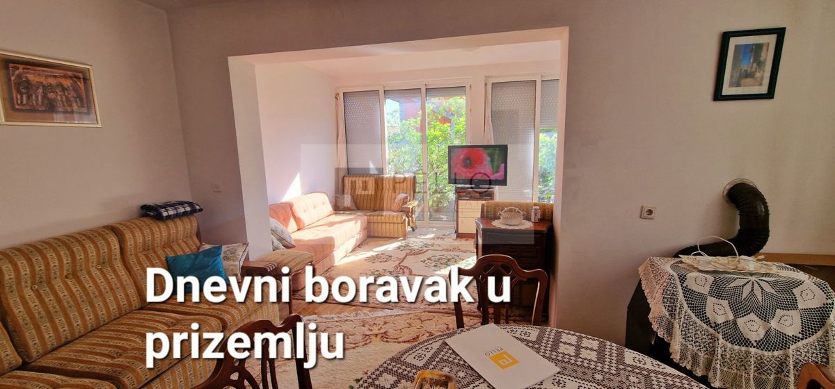 Dvojna hiša v Orebiću s pogledom na morje