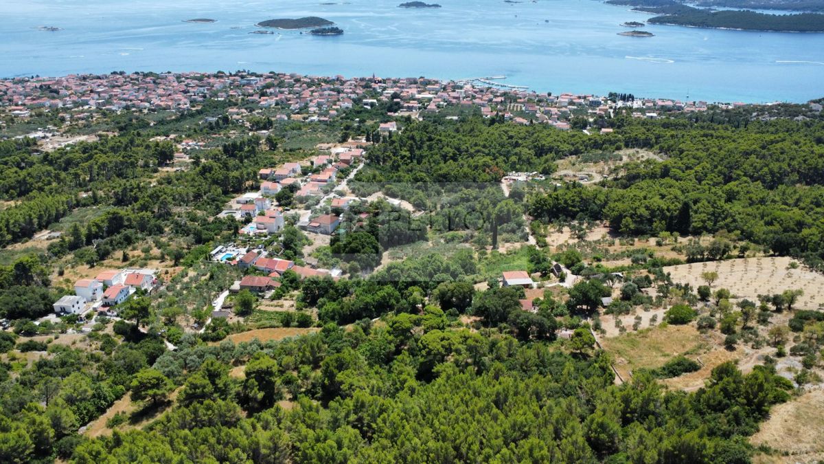 Zemljišče Orebić, 7.200m2