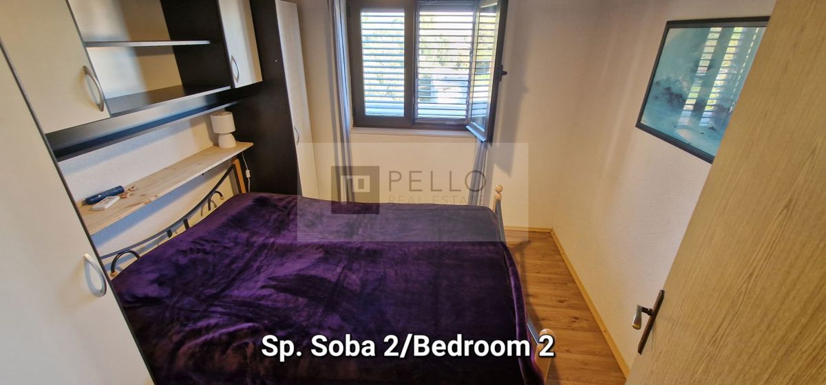 Prostorno stanovanje z balkonom in pogledom na morje Orebić