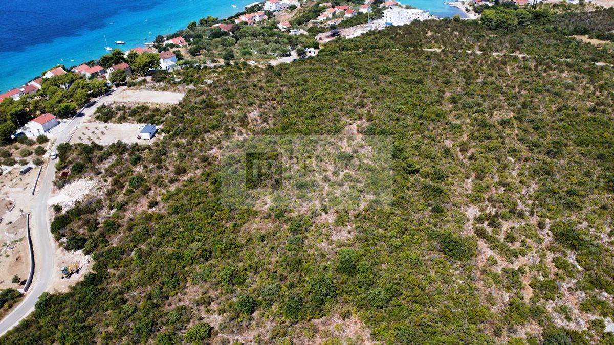 Zemljišča ob morju na Pelješcu – 1. vrsta, bližina morja, možnost gradnje, 3,2 ha