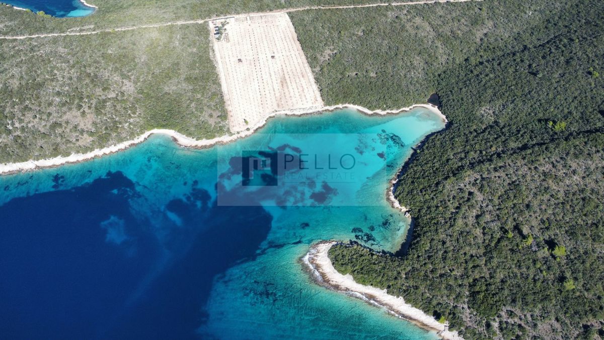 Ekskluzivna prodaja – Eko posestvo 3 ha, prva vrsta ob morju, Lovišče – polotok Pelješac