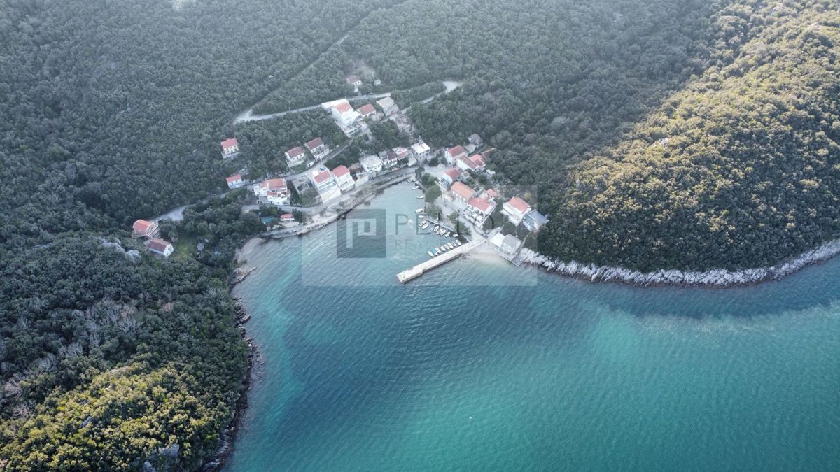 Ekskluzivno zemljišče v prvi vrsti ob morju – Zaliv Crkvice, Pelješac