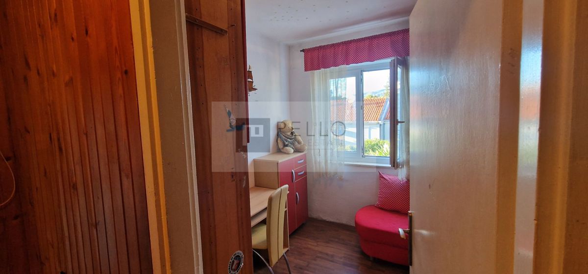 Dvosobno stanovanje z loggio v Korčuli...
