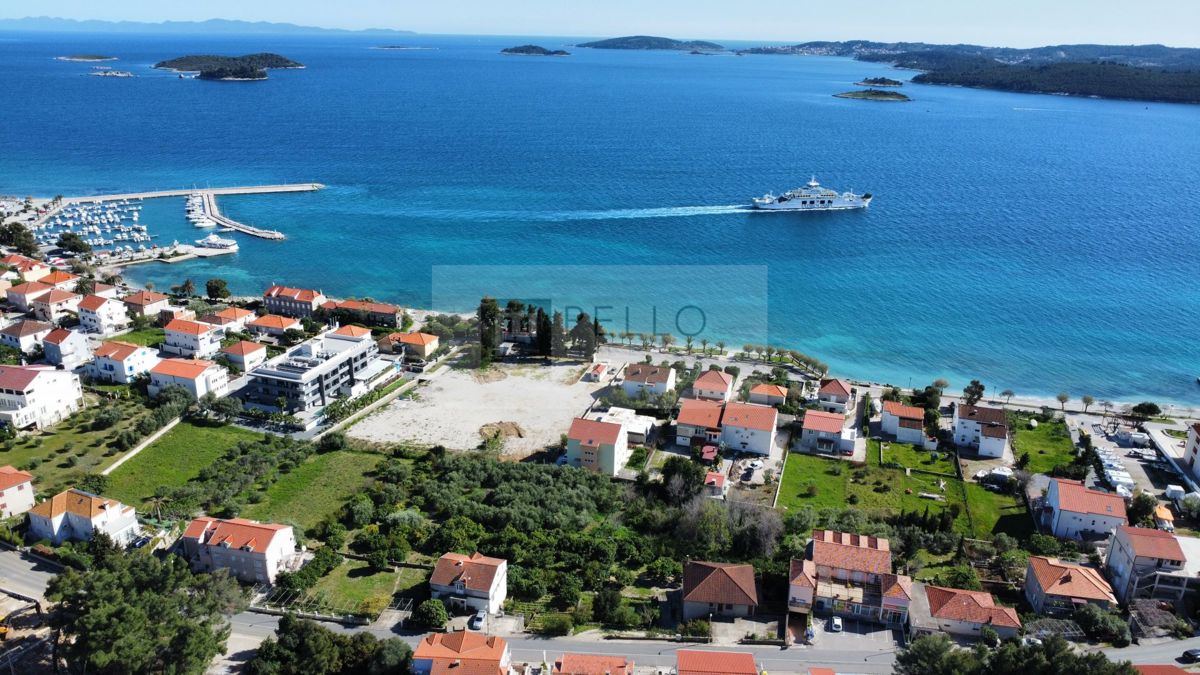 Čudovita parcela s pogledom na morje, IDEALNA ZA NEPREMIČNINE