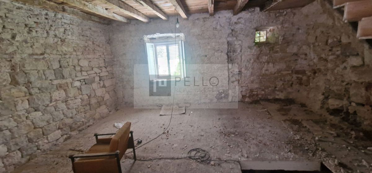 Kamnita hiša v starem delu Orebića, 30 m od morja (razgled na morje)