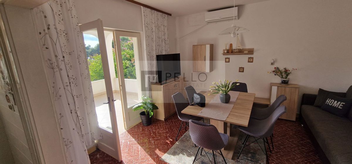 Trosobno stanovanje 156,69 m² z razgledom na morje – Orebić (samo 3 minute hoje od morja)