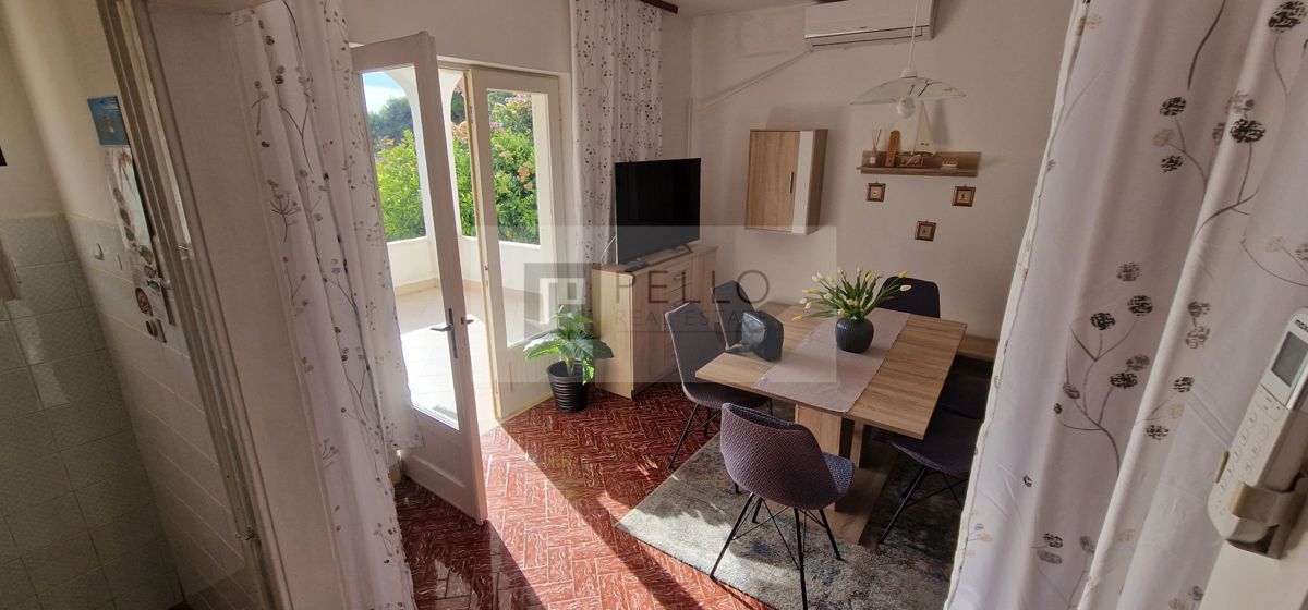 Trosobno stanovanje 156,69 m² z razgledom na morje – Orebić (samo 3 minute hoje od morja)