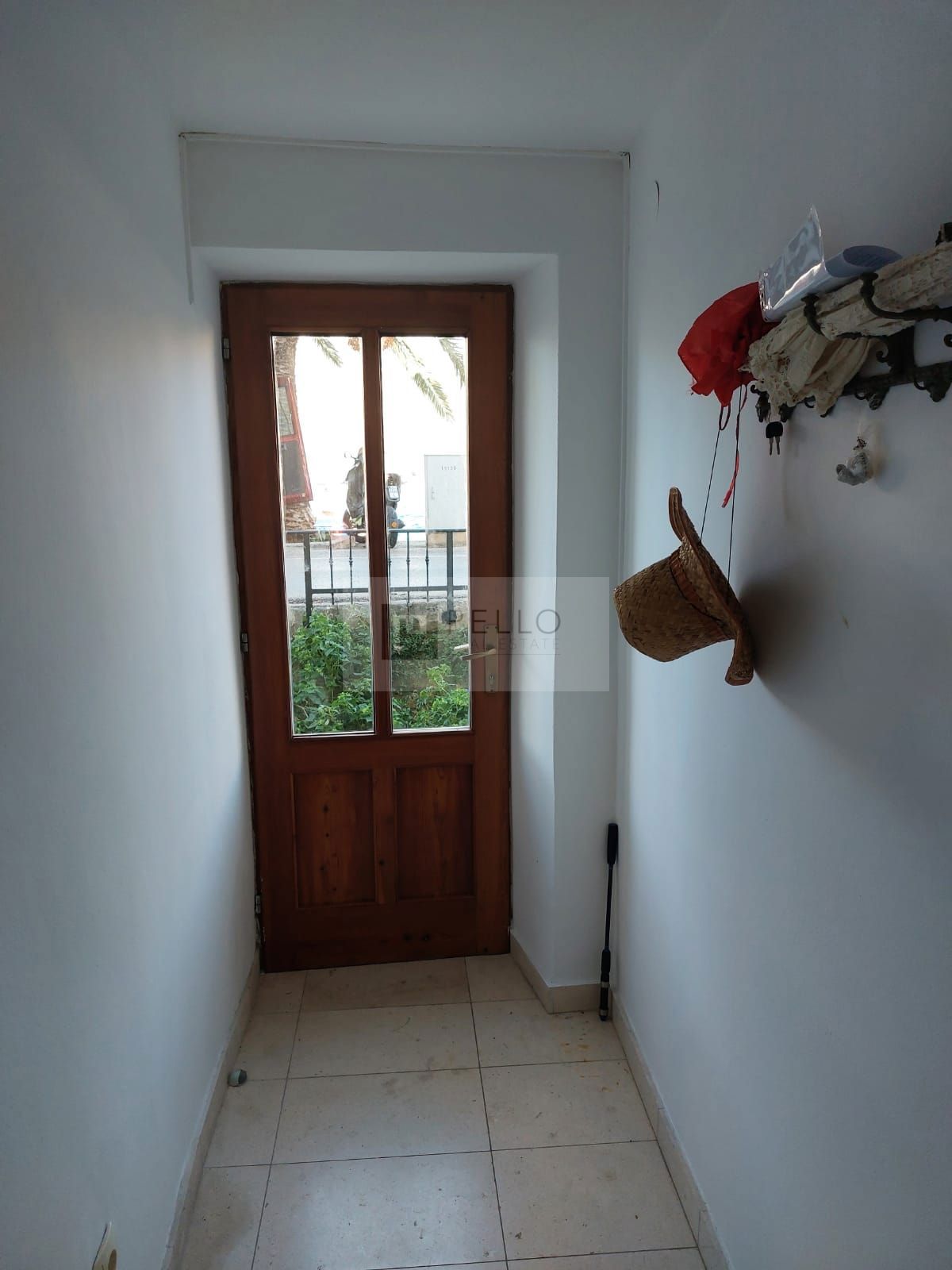 Popolnoma obnovljena kamnita hiša v starem mestnem jedru Korčule – 145 m², tik ob morju