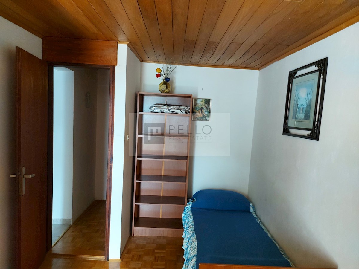 Hiša s čudovitim pogledom na Korčulo, 50 m od morja PRILOŽNOST