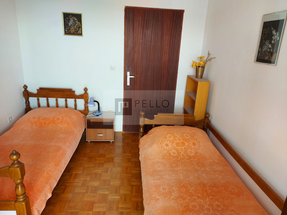 Hiša s čudovitim pogledom na Korčulo, 50 m od morja PRILOŽNOST