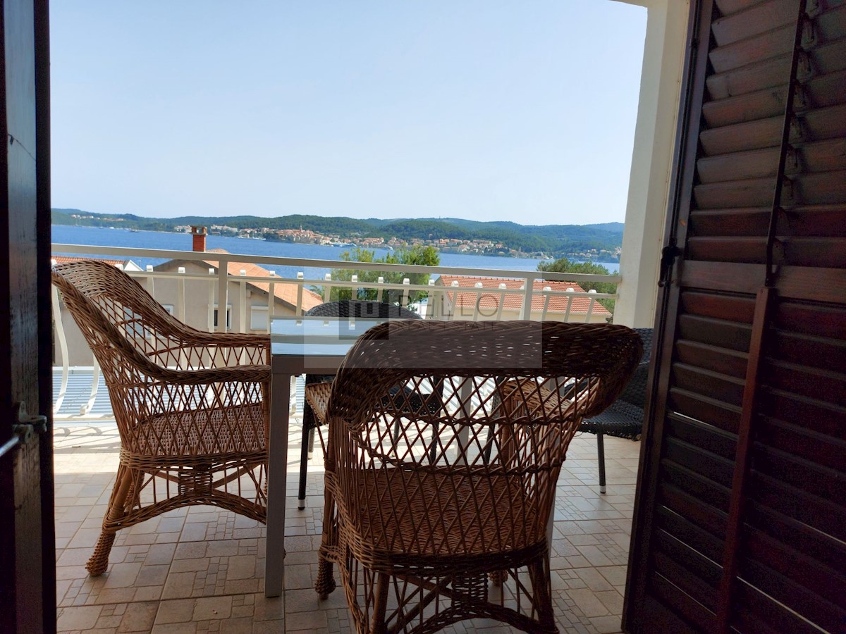 Hiša s čudovitim pogledom na Korčulo, 50 m od morja PRILOŽNOST