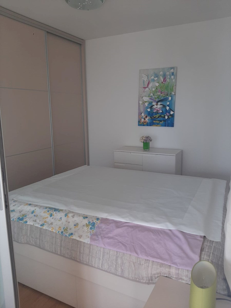 Split: Dobro- enosobno stanovanje 50m2