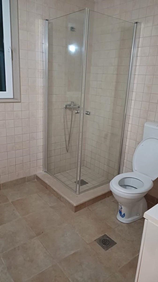 Avtentična kamnita hiša z veliko parcelo – Donji Humac, otok Brač