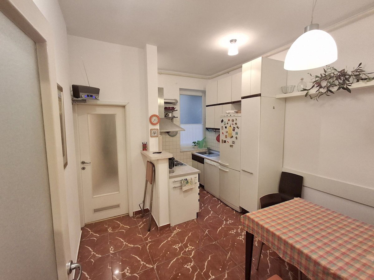 Zagreb: Donji grad - dvosobno stanovanje 70m2