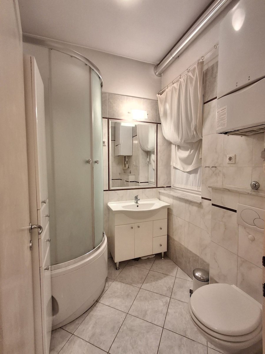 Zagreb: Donji grad - dvosobno stanovanje 70m2