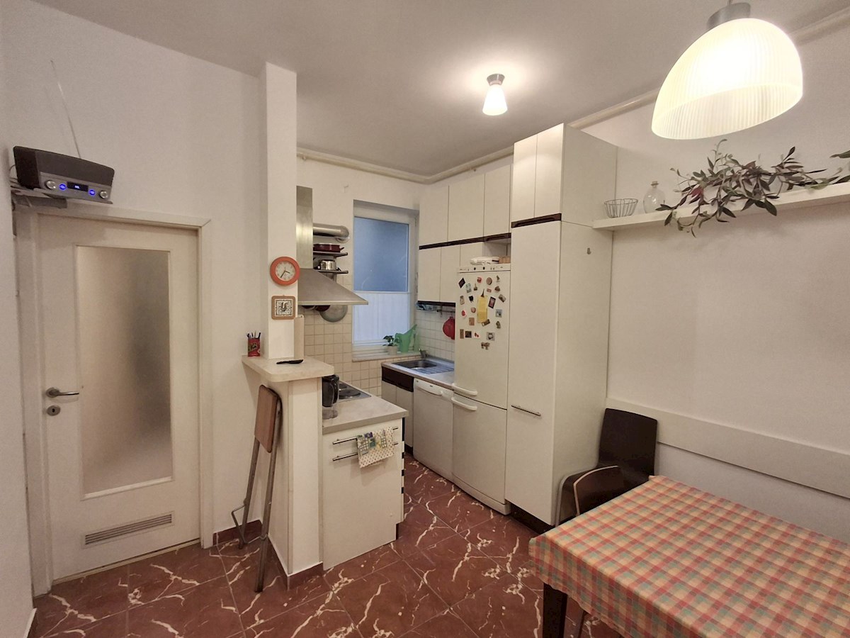 Zagreb: Donji grad - dvosobno stanovanje 70m2