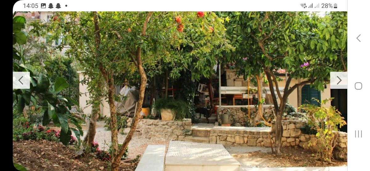 Split, Varoš – Avtentična kamnita hiša z bazenom, savno in teraso