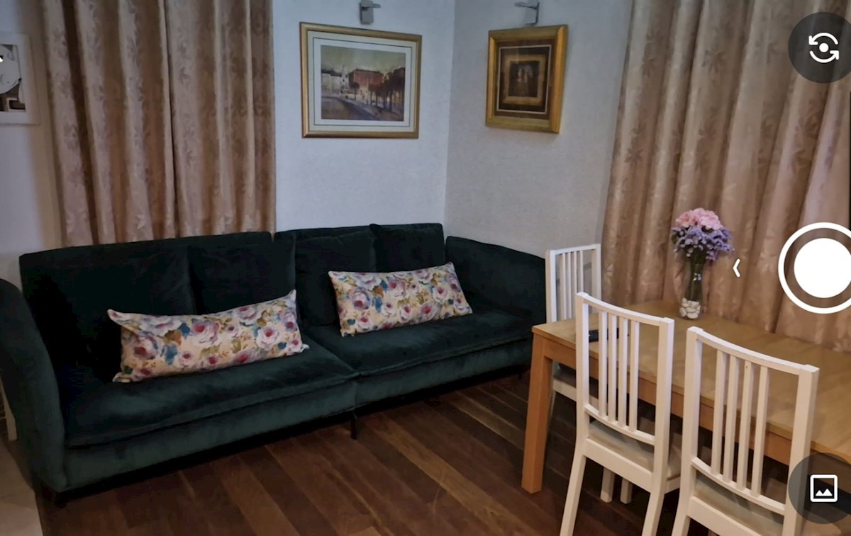 Split, Varoš – Avtentična kamnita hiša z bazenom, savno in teraso