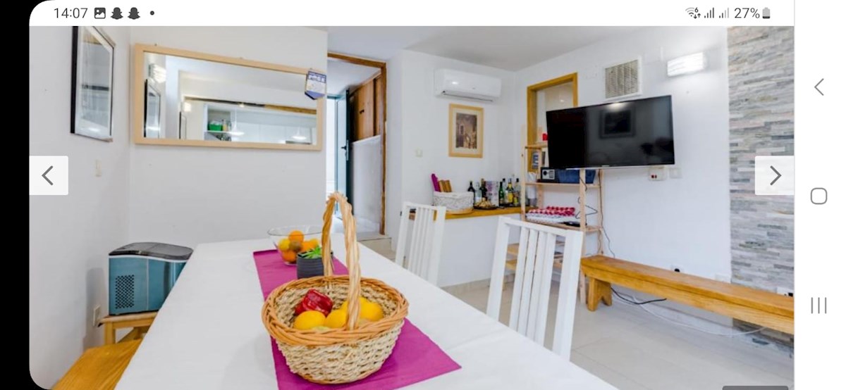 Split, Varoš – Avtentična kamnita hiša z bazenom, savno in teraso