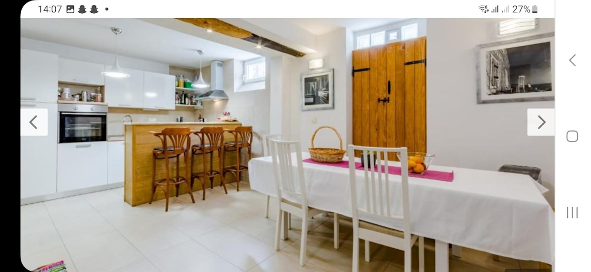 Split, Varoš – Avtentična kamnita hiša z bazenom, savno in teraso