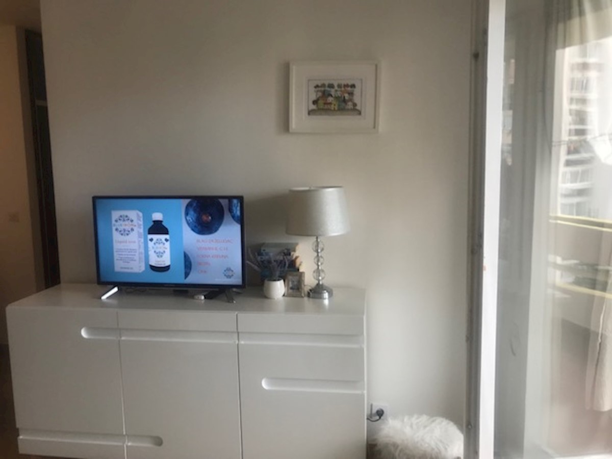 Split: Pujanke - enosobno 50m2 7. nadstropje (prodaja)