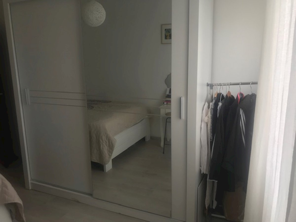 Split: Pujanke - enosobno 50m2 7. nadstropje (prodaja)