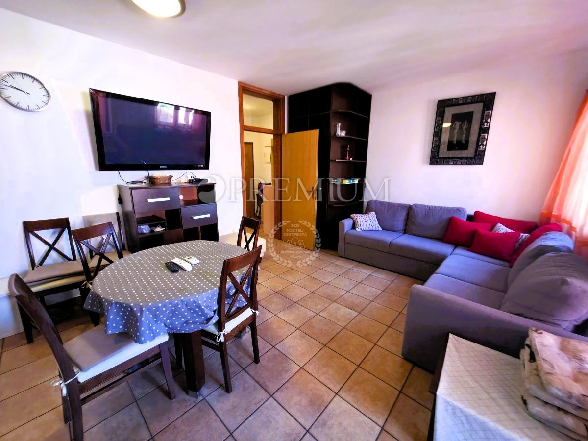 Malinska, apartma s pogledom na morje, 46,30 m²