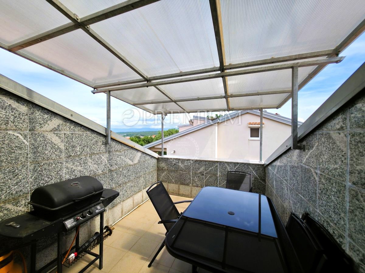 Malinska, apartma v bližini morja, 55 m²