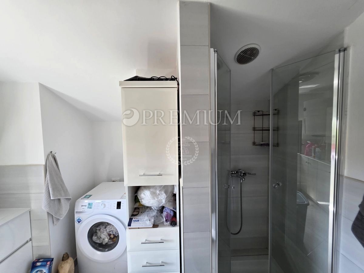 Malinska, apartma v bližini morja, 55 m²