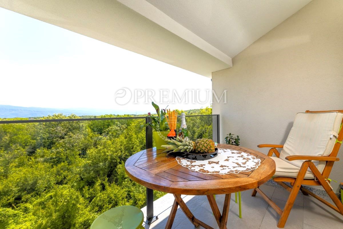 Otok Krk, Zaliv Soline – Opremljeno stanovanje na prodaj!