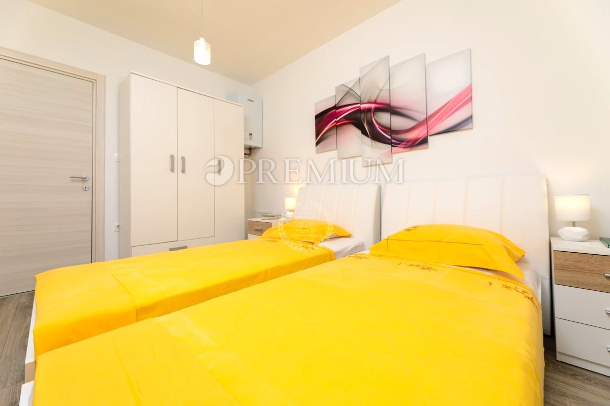 Otok Krk, Zaliv Soline – Opremljeno stanovanje na prodaj!