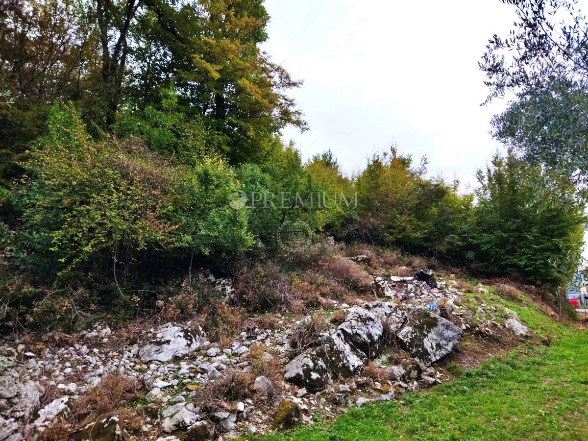 Čižići, gradbeno zemljišče, 500m od morja!