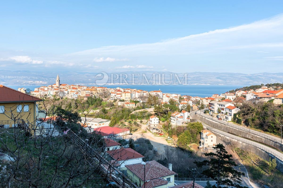 Vrbnik, novourejen apartma s čudovitim pogledom na morje!