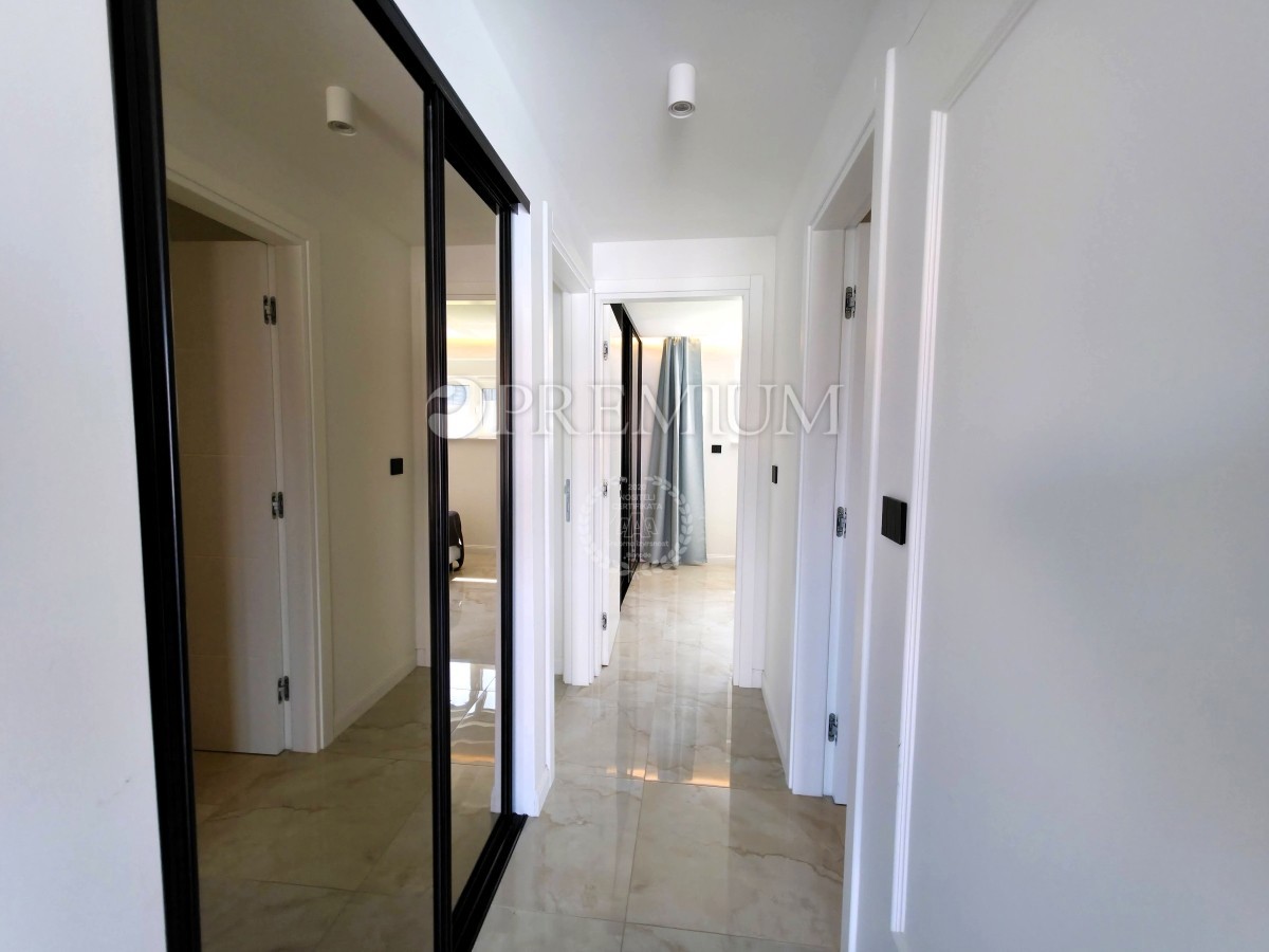 Malinska, luksuzen nov apartma z bazenom in vrtom!