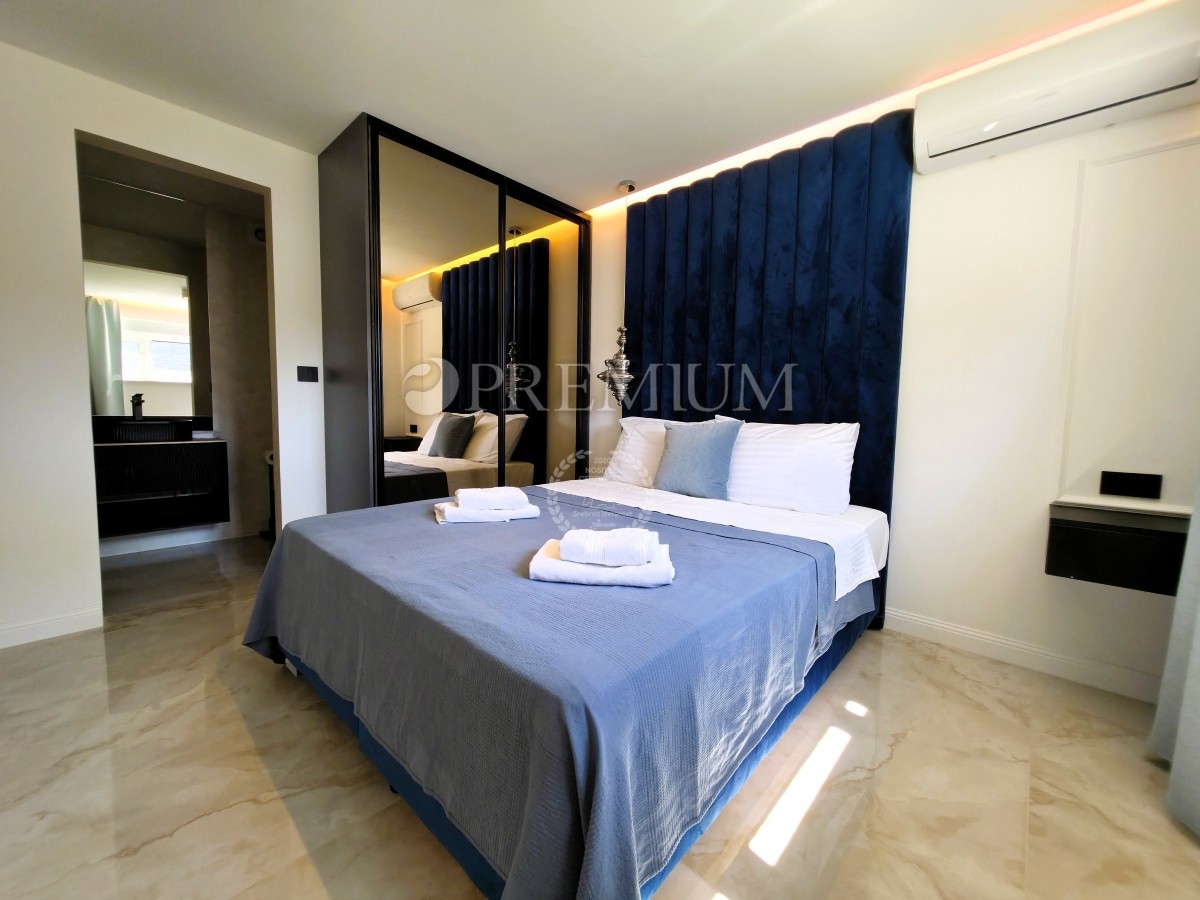 Malinska, luksuzen nov apartma z bazenom in vrtom!