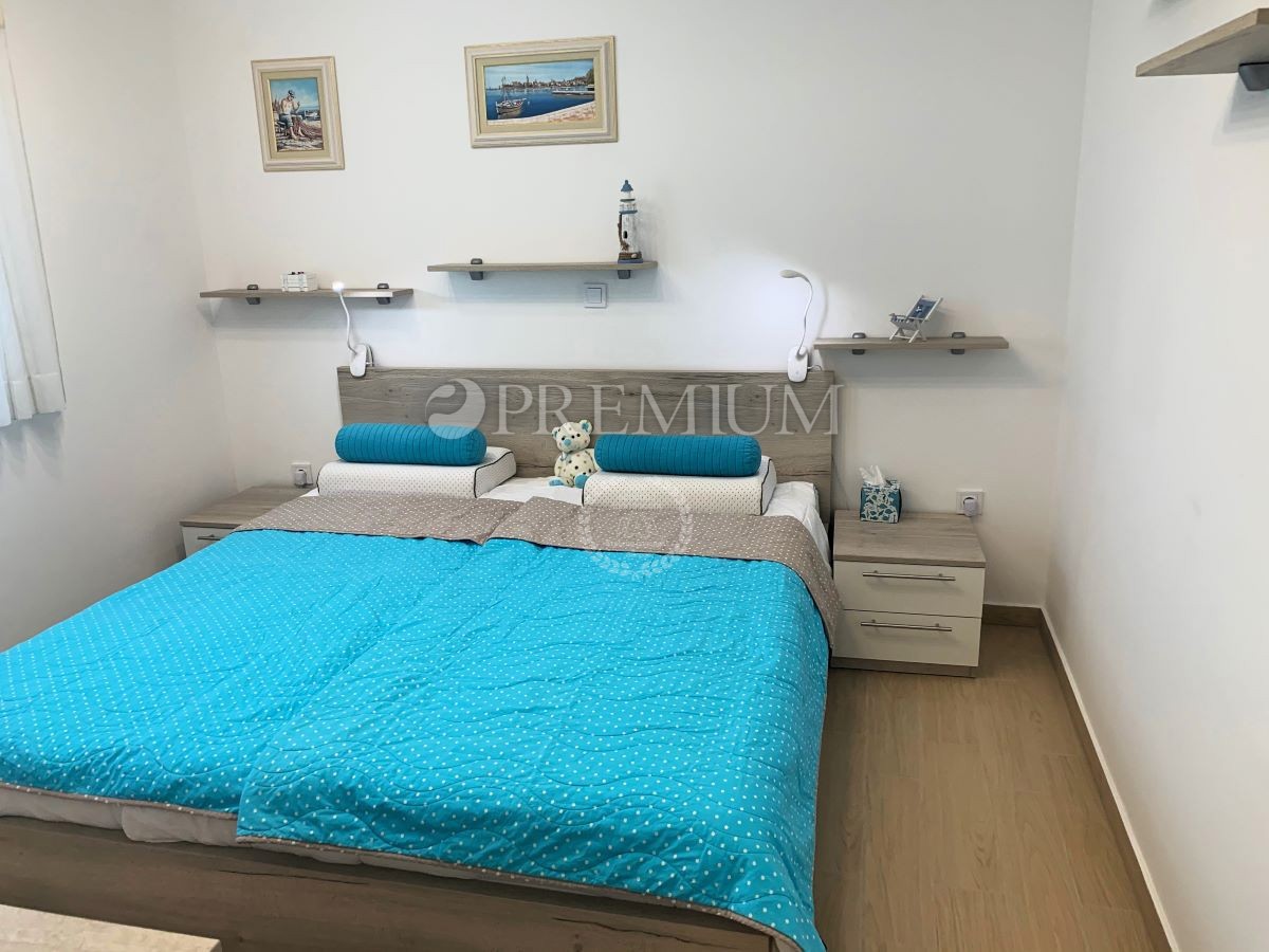 Malinska – apartma z dvema enotama in vrtom, blizu morja!