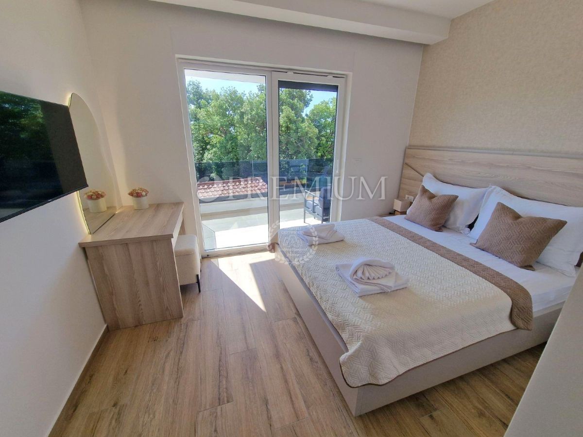 Omišalj, ekskluzivna novogradnja z bazenom!