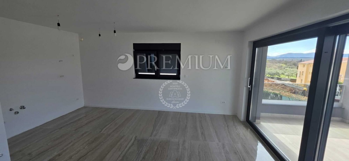 Malinska, apartma v novi stavbi s pogledom na morje!